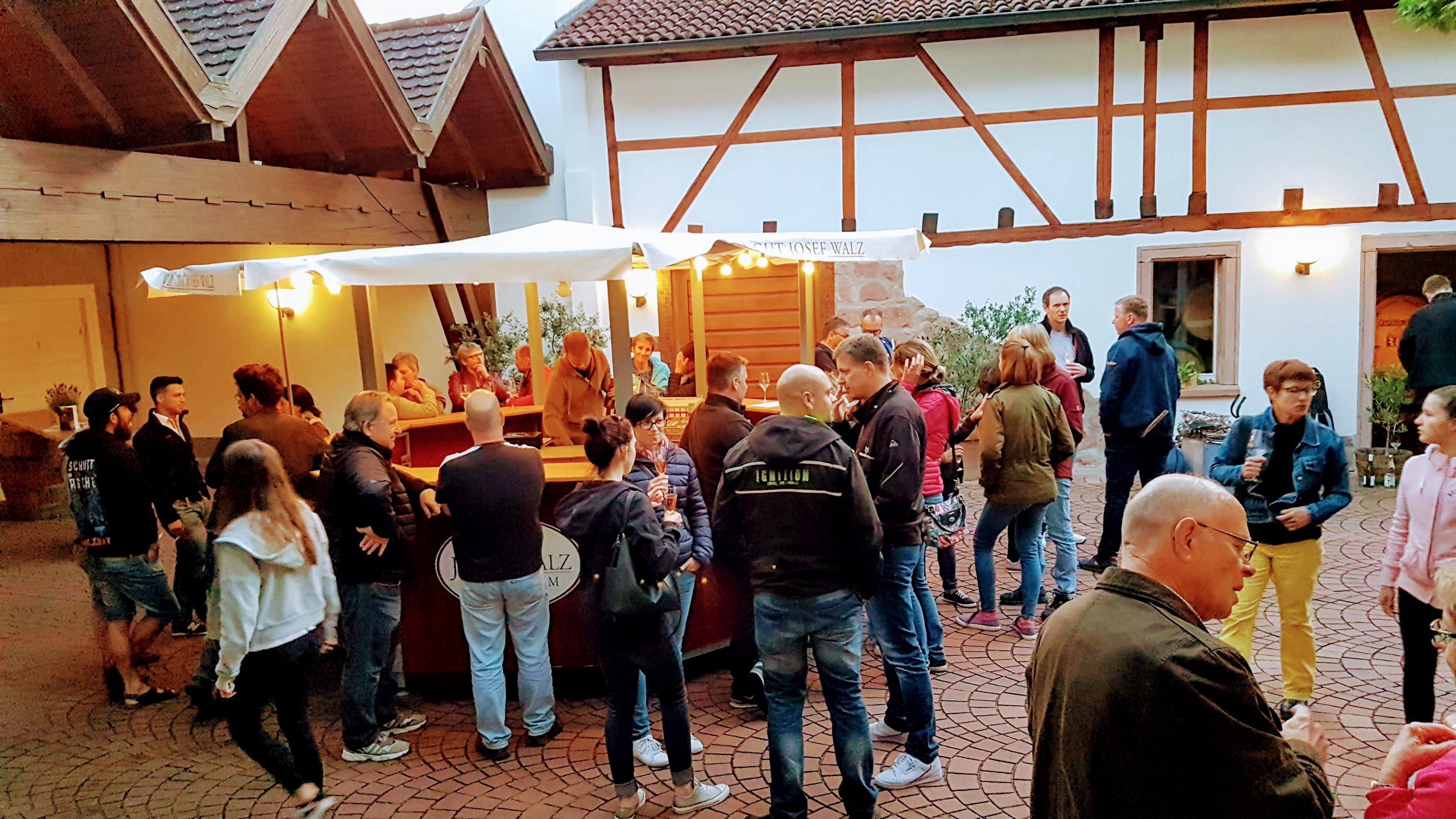 Foto SommerWeinBrunnen Weingut Walz Heitersheim